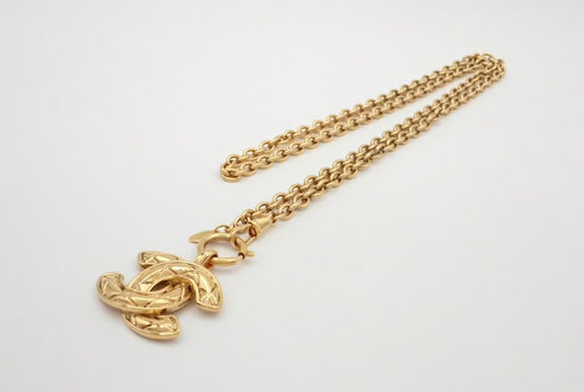 CHANEL Coco Mark Matelasse Necklace