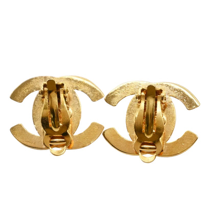 CHANEL CC Turnlock Stud Earrings — Gold Metal